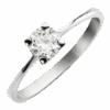 ANILLO SOLITARIO CON PIEDRA CENTRAL